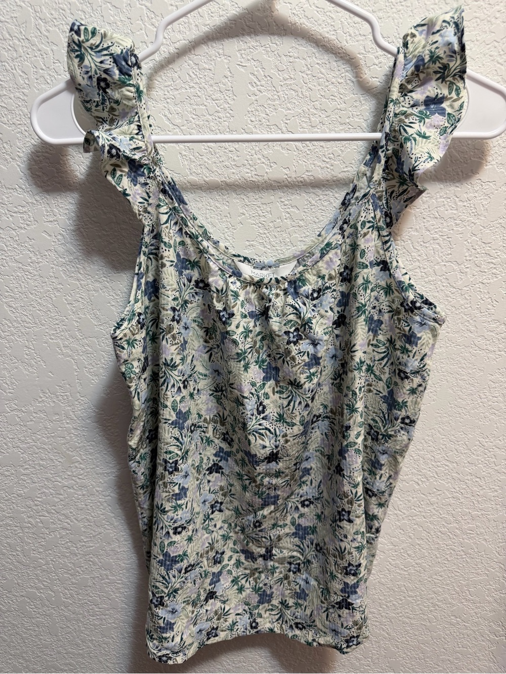 Market & Spruce Cream Floral Ruffle Strap Tank Top